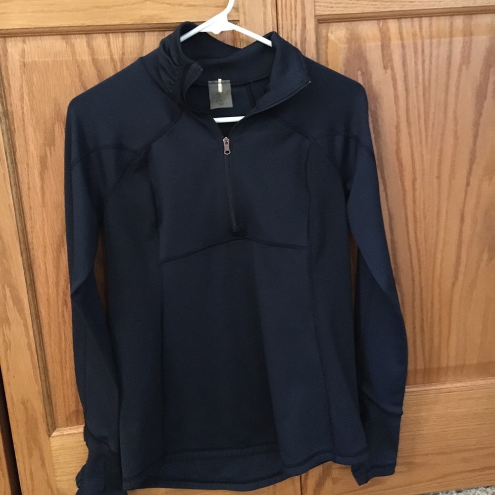 Athletic 3/4 zip up.